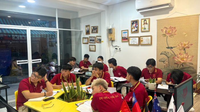 LỚP HỌC TIẾNG ĐỨC TẠI CHI NHÁNH 2 – SÔI ĐỘNG & ĐÔNG ĐÚC MỖI NGÀY!