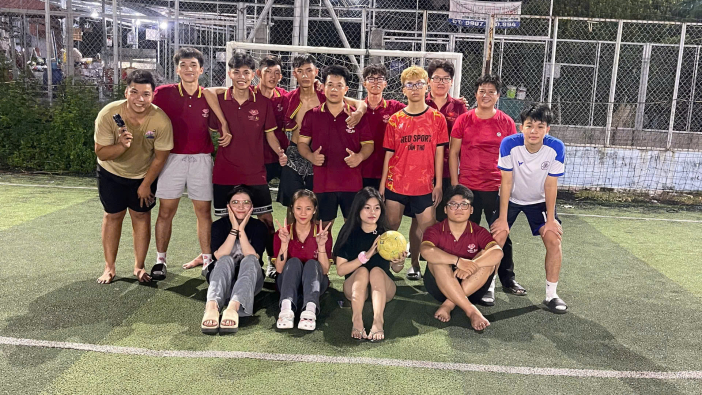 ⚽ VIỆT ÂU TỔ CHỨC THÀNH CÔNG BUỔI GIAO LƯU BÓNG ĐÁ DÀNH CHO HỌC VIÊN DU HỌC🌍