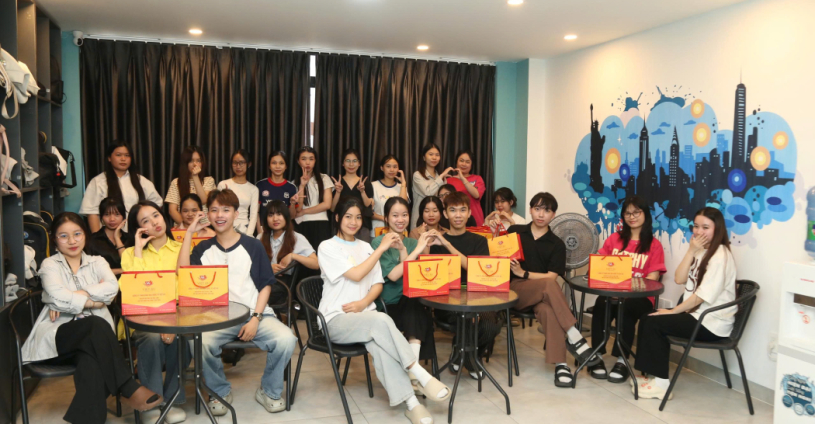 🎉 KHÔNG KHÍ SÔI ĐỘNG TẠI VIỆT ÂU CHI NHÁNH MỚI! 🎉